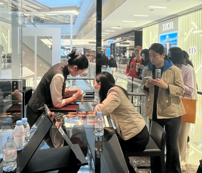 实体店要确保店员掌握防伪知识
